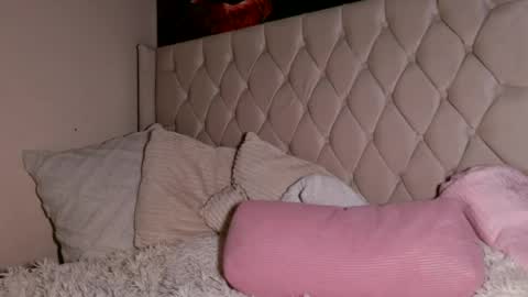 MissCrystal online show from 06/23/26, 12:19