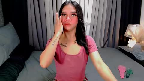 bea takashi  online show from 10/08/25, 09:18