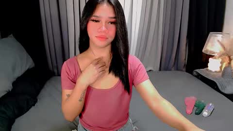 bea takashi  online show from 11/13/25, 08:46