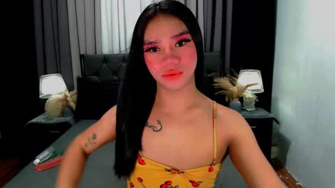 bea takashi  online show from 03/25/26, 08:53