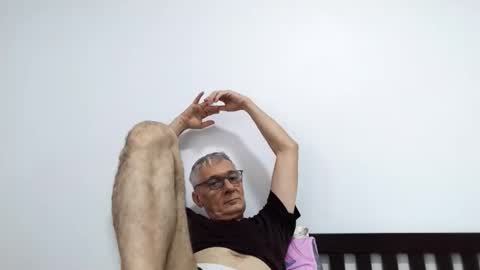 BIG UNCUT HARD COCK online show from 05/18/26, 04:18