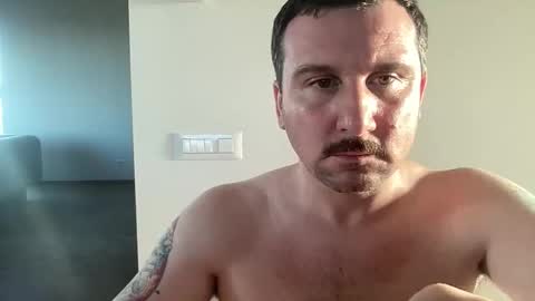 Snapshot of cuckold_slave2 chatting on 10/31/25, 01:45 cuckold_slave2 online show from 10/31/25, 01:45