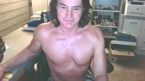 Yup... kinda old but Stop in and say hello online show from 01/03/25, 04:44