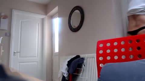 Tips WellCUM - Hot Bi Curious - ask Privates online show from 05/10/26, 06:29