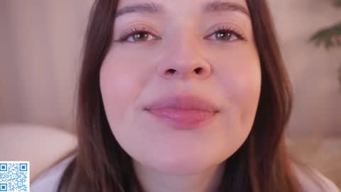 Ellie online show from 10/05/25, 03:10