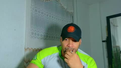 Snapshot of culoculito341910 chatting on 07/06/26, 11:40 bebe online show from 07/06/26, 11:40