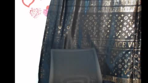 Ann online show from 04/17/26, 01:52