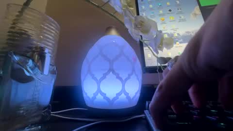 im KIM new girl to spoil online show from 02/02/25, 05:15