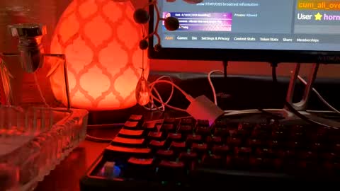 im KIM new girl to spoil online show from 02/04/25, 01:59