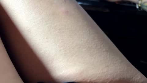 im KIM new girl to spoil online show from 02/17/25, 11:53