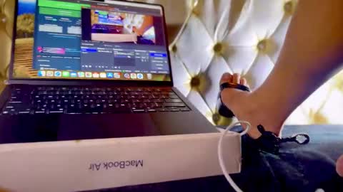 im KIM new girl to spoil online show from 09/15/25, 05:46