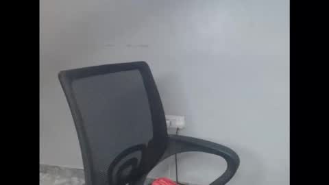 sophie online show from 10/30/25, 07:32