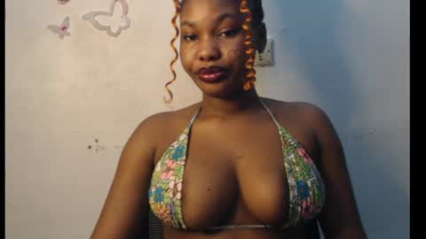 Snapshot of cum_ebony_xxxpetit chatting on 06/15/26, 01:08 Teeha online show from 06/15/26, 01:08