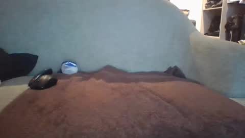 Snapshot of cum_in_thighs chatting on 04/21/26, 09:39 Chris online show from 04/21/26, 09:39