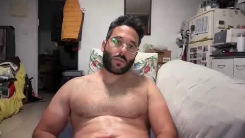 Snapshot of cuman15 chatting on 05/12/26, 01:14 Cuman online show from 05/12/26, 01:14