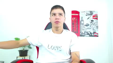 cumandres online show from 09/25/25, 02:32