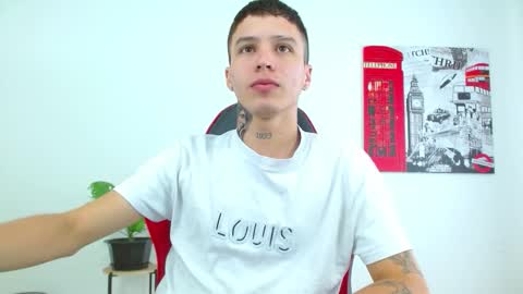 cumandres online show from 12/17/25, 02:45