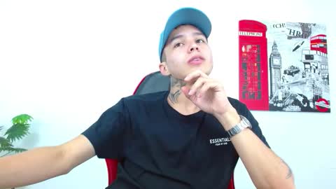 cumandres online show from 02/24/26, 03:10