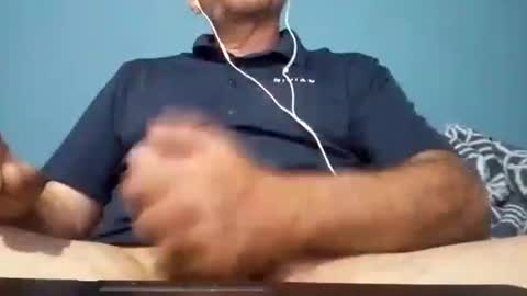 Snapshot of cumbian_chero chatting on 07/15/26, 11:10 cumbian_chero online show from 07/15/26, 11:10
