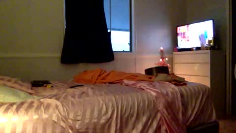 CumDumpSlut online show from 12/25/24, 12:37