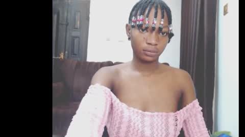 cumebony_petit online show from 03/08/26, 07:12