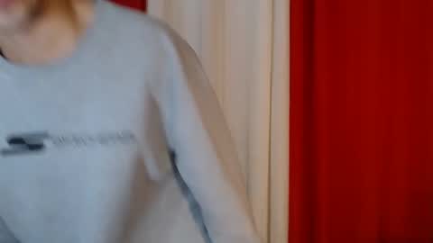 Snapshot of cumhavefun25 chatting on 05/25/26, 09:10 ask me online show from 05/25/26, 09:10
