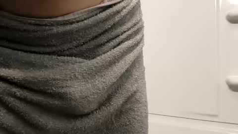 Snapshot of cumin42023 chatting on 02/25/25, 04:00 cumin42023 online show from 02/25/25, 04:00