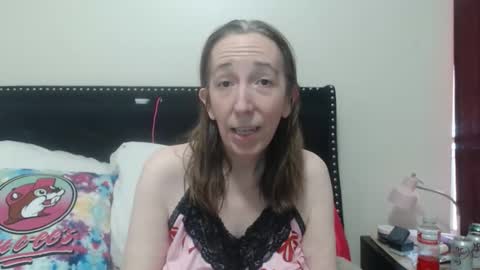 Snapshot of cuminbeth chatting on 05/03/26, 08:37 CumInBeth online show from 05/03/26, 08:37
