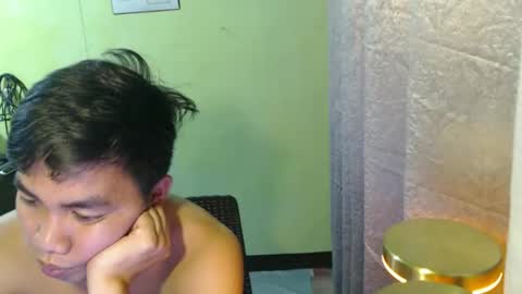 Snapshot of cumloader_ian4u chatting on 12/21/25, 01:07 IAN online show from 12/21/25, 01:07