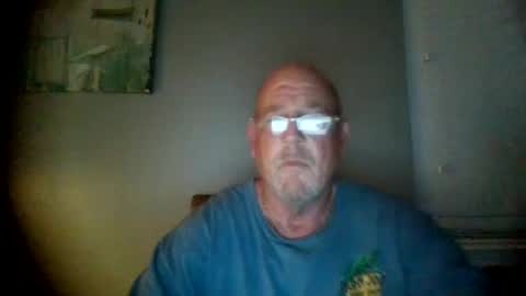 Snapshot of cumsalot55797187 chatting on 10/06/25, 03:04 cumsalot55797187 online show from 10/06/25, 03:04