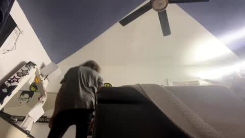 Aprilia online show from 01/01/25, 02:09