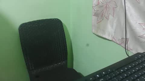 cumwhore4uxox online show from 12/19/25, 12:45