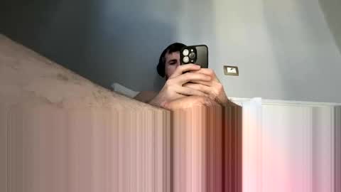 Snapshot of cumxdaddy chatting on 01/03/25, 01:58 cumxdaddy online show from 01/03/25, 01:58