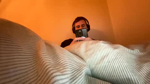 Snapshot of cumxdaddy chatting on 09/18/25, 04:14 cumxdaddy online show from 09/18/25, 04:14