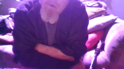 Snapshot of cunnibob chatting on 01/02/25, 12:35 cunnibob online show from 01/02/25, 12:35