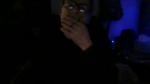 Snapshot of cunnibob chatting on 02/22/25, 12:29 cunnibob online show from 02/22/25, 12:29