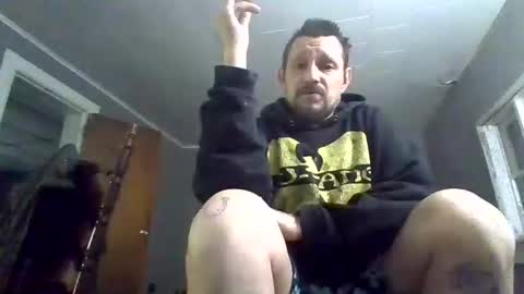 Snapshot of cuntreeboy68 chatting on 02/24/25, 02:08 Bash online show from 02/24/25, 02:08