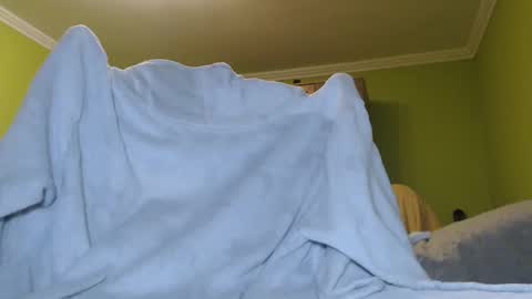 Im Lee. Say Hey Im very social. online show from 01/14/25, 09:51