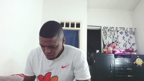 dominic and julieta... independent models online show from 01/16/25, 10:21