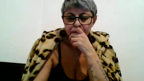 Snapshot of cuplu4346529860 chatting on 01/05/25, 06:02 couple online show from 01/05/25, 06:02