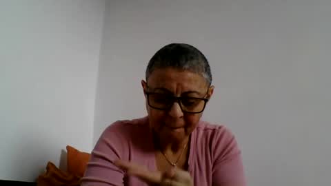 Snapshot of cuplu4346529860 chatting on 01/13/25, 11:08 couple online show from 01/13/25, 11:08