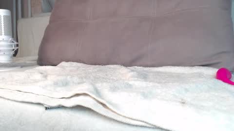 Jessy online show from 09/23/25, 08:23