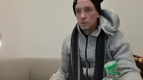 Snapshot of curced25 chatting on 02/03/26, 08:25 curced25 online show from 02/03/26, 08:25