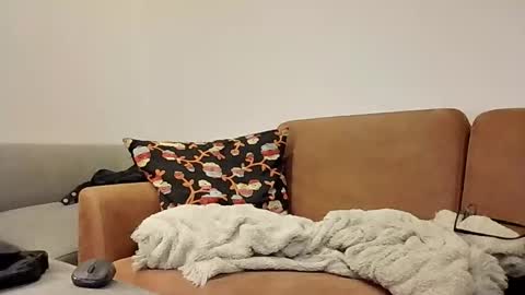 Snapshot of curced25 chatting on 02/05/26, 06:45 curced25 online show from 02/05/26, 06:45