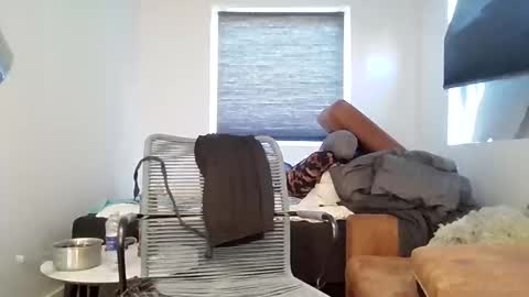 Snapshot of curced25 chatting on 03/04/26, 10:32 curced25 online show from 03/04/26, 10:32