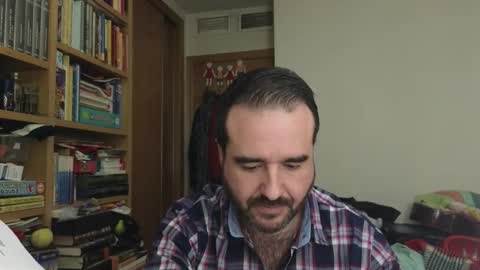 curiosillo1983 online show from 02/01/26, 02:43