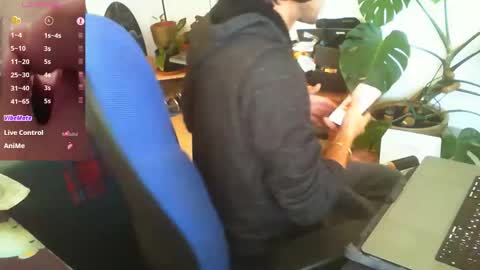 curiousgenie online show from 10/30/25, 09:44