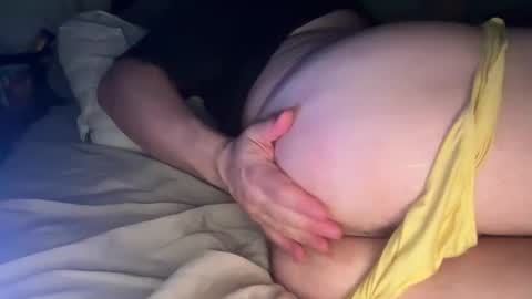 curiousguy8807 online show from 04/15/26, 05:25