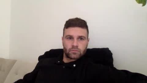 Snapshot of curiousnesssssss chatting on 11/17/25, 09:15 curiousnesssssss online show from 11/17/25, 09:15