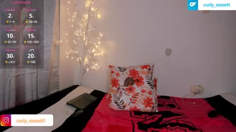 Curly  -  OF- CURLY SWEETT online show from 02/09/25, 12:28